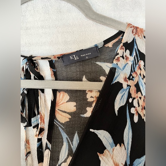 Romper - Picture 3 of 4